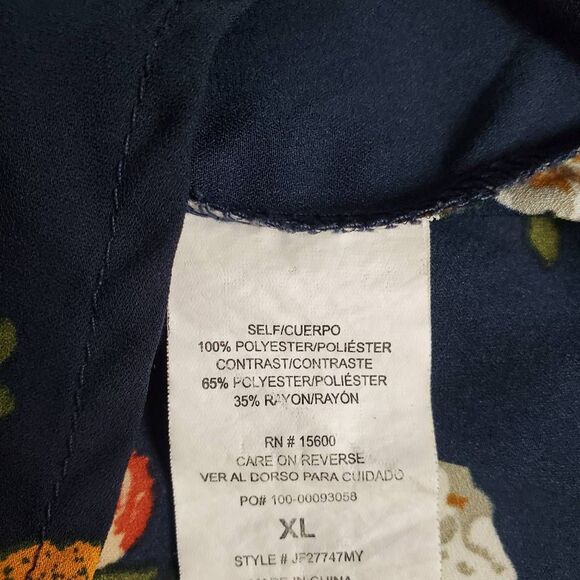 Mason & Belle Women’s Blouse XL Navy Blue Floral Print Short Sleeve Top - Picture 6 of 7